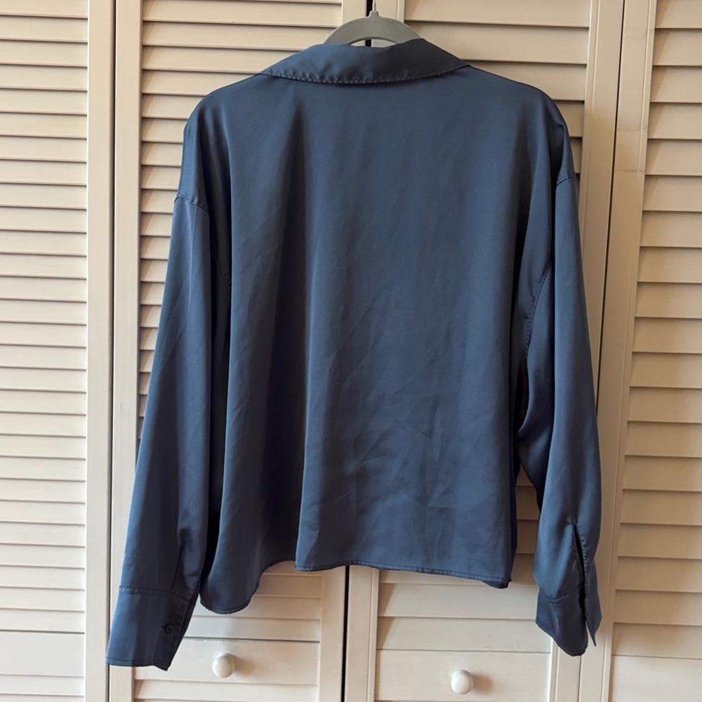 Abercrombie Slate Blue Oversized 90s Cropped Satin Shirt XL - Picture 4 of 7